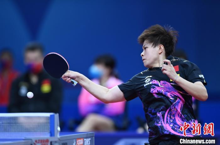 他不仅在上 他不仅在上