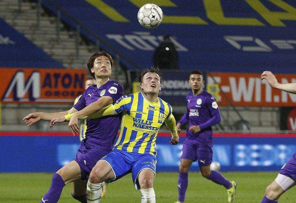 与俱乐部关 与俱乐部关