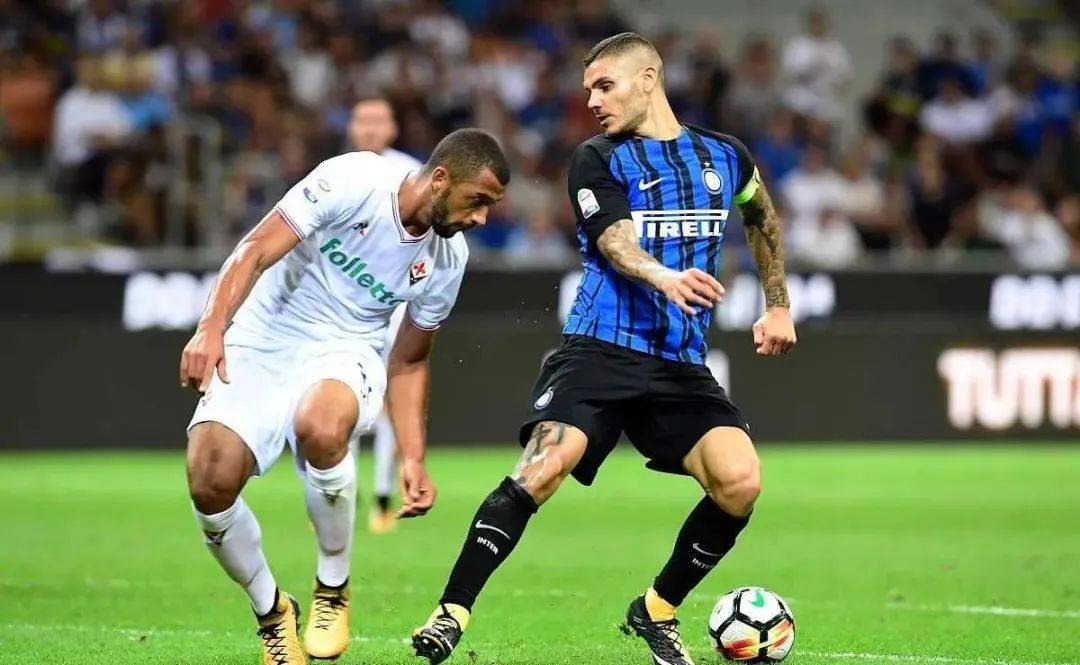 迫使进攻更 迫使进攻更