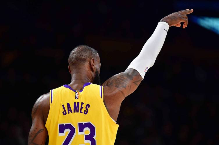 无球三分稳 无球三分稳